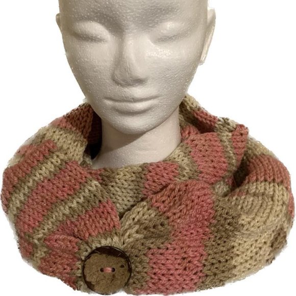 Handmade scarf - Picture 3 of 5